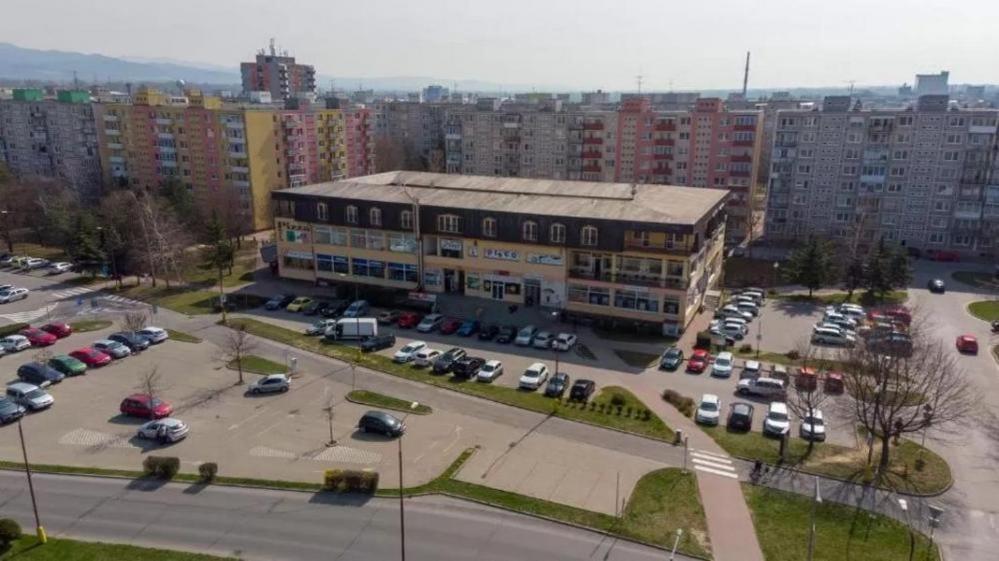 Hotel Diana Nové Mesto nad Váhom Εξωτερικό φωτογραφία
