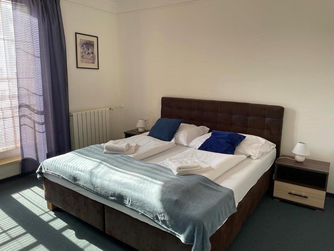 Hotel Diana Nové Mesto nad Váhom Εξωτερικό φωτογραφία
